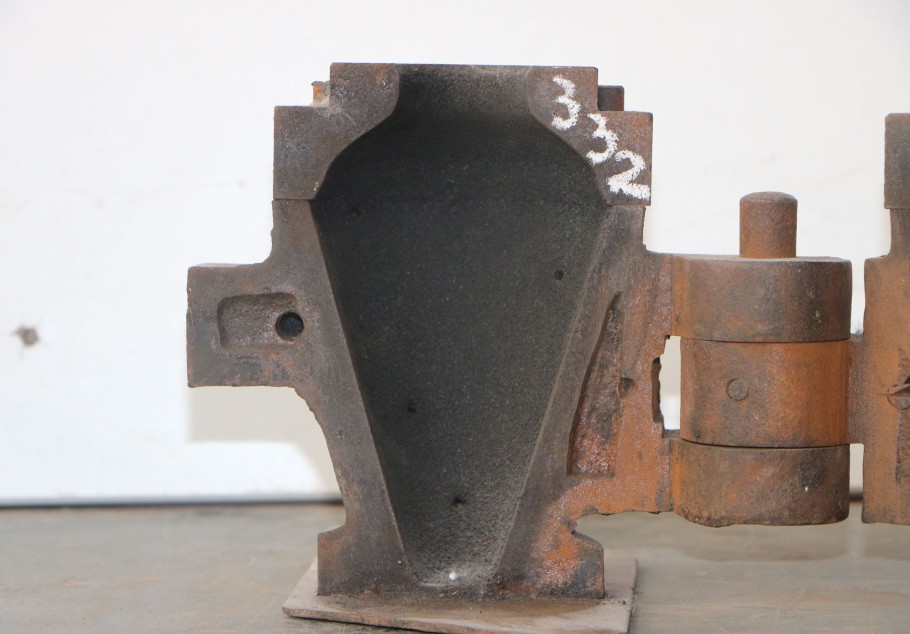 Gallery image 0332 - 1