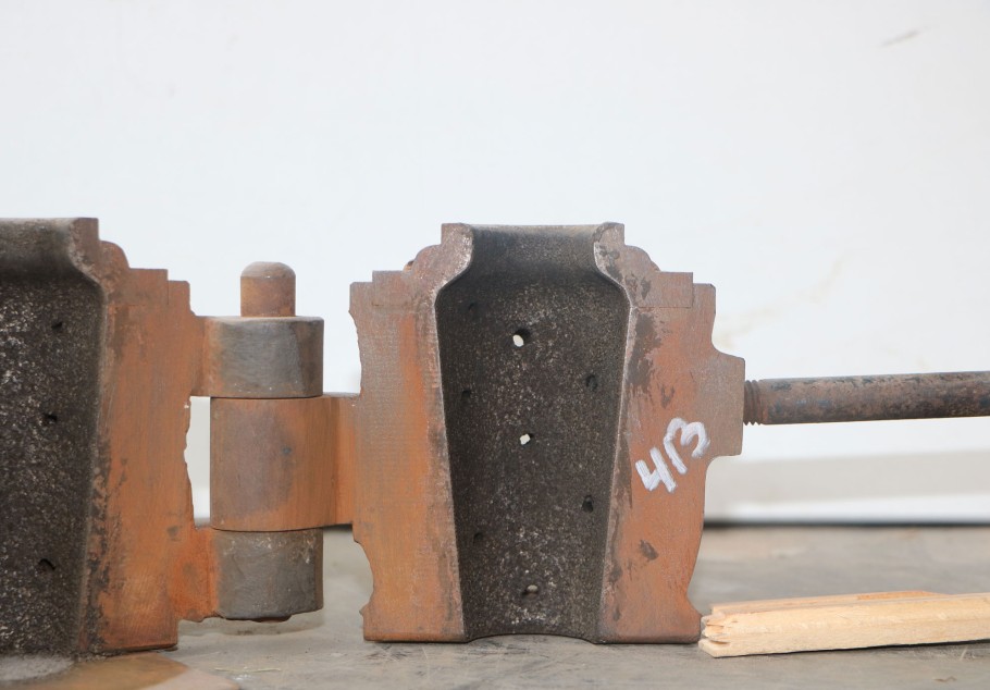 Gallery image 0413 - 1