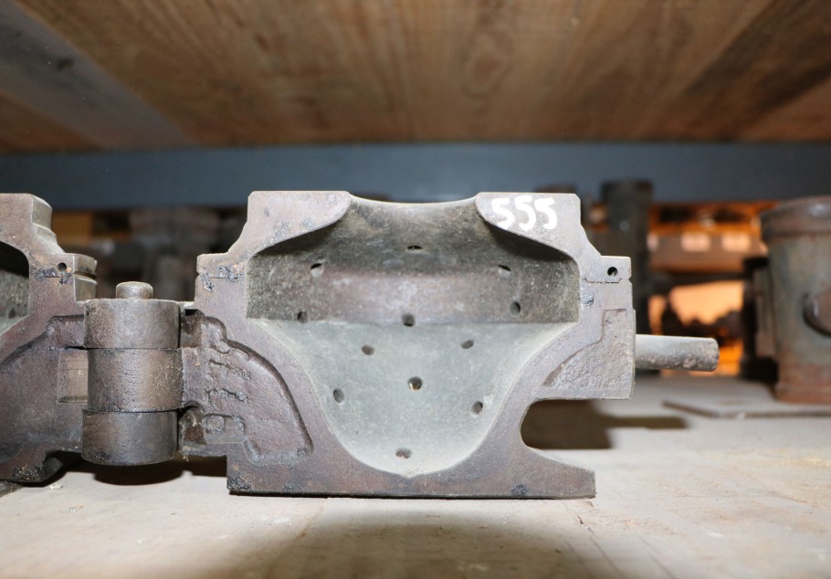 Gallery image 0555 - 1