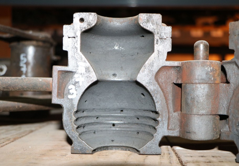 Gallery image 0573 - 1