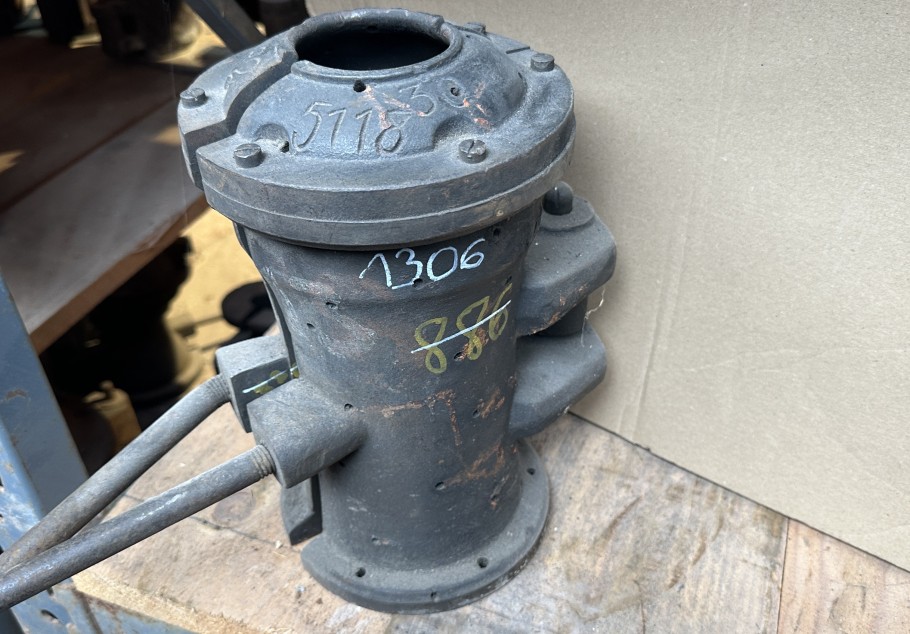 Gallery image 1306 - 2