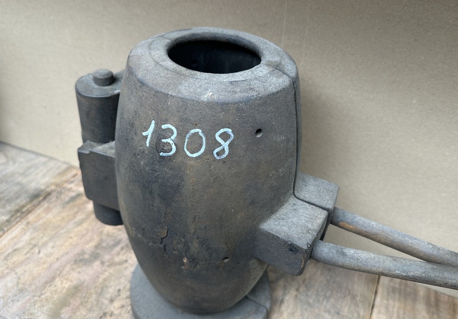 Gallery image 1308 - 2