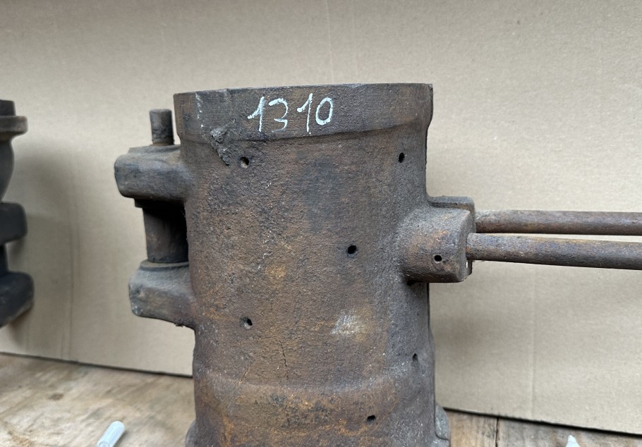 Gallery image 1310 - 2