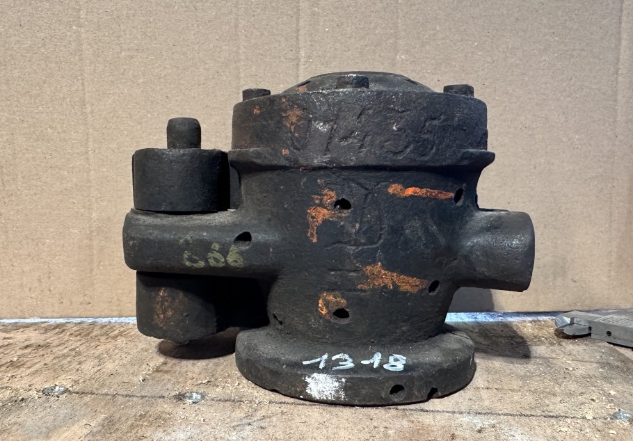 Gallery image 1318 - 2